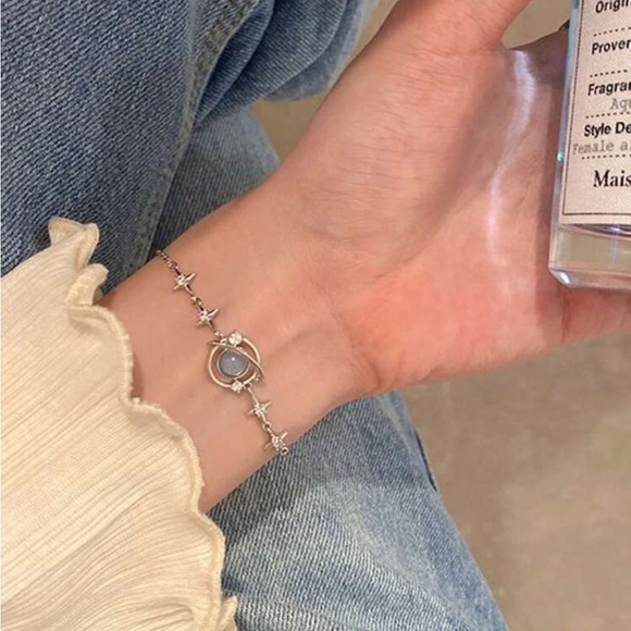 ⚠️Clearance Galaxy Blue Planet Pendant Silver Bracelet - Picture 4 of 5
